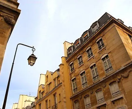 Helzear Saint Honore 4* Paris